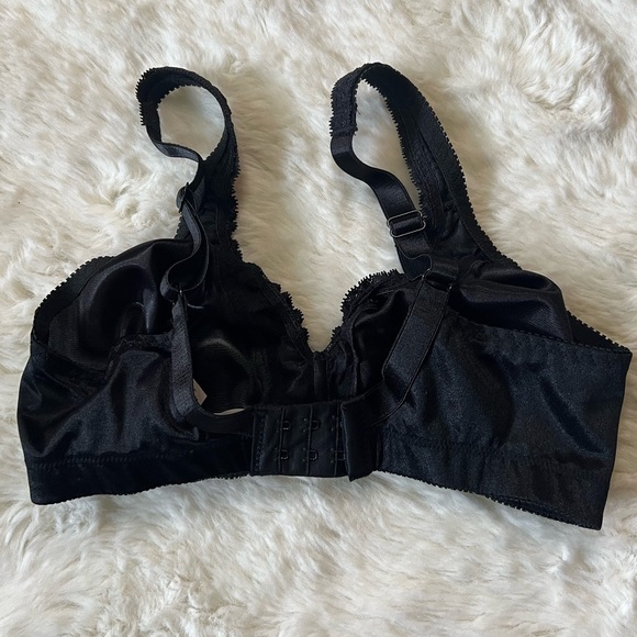 Warner’s Firm Support Wirefree Bra, Black, NWOT, Size 34C - Picture 6 of 7